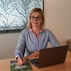 Katja Schuster