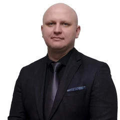 Виктор Симанович