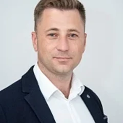 Денис Назаренко