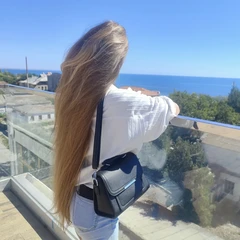 Julie  Andreeva 