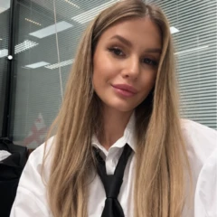 Анна Варакута 