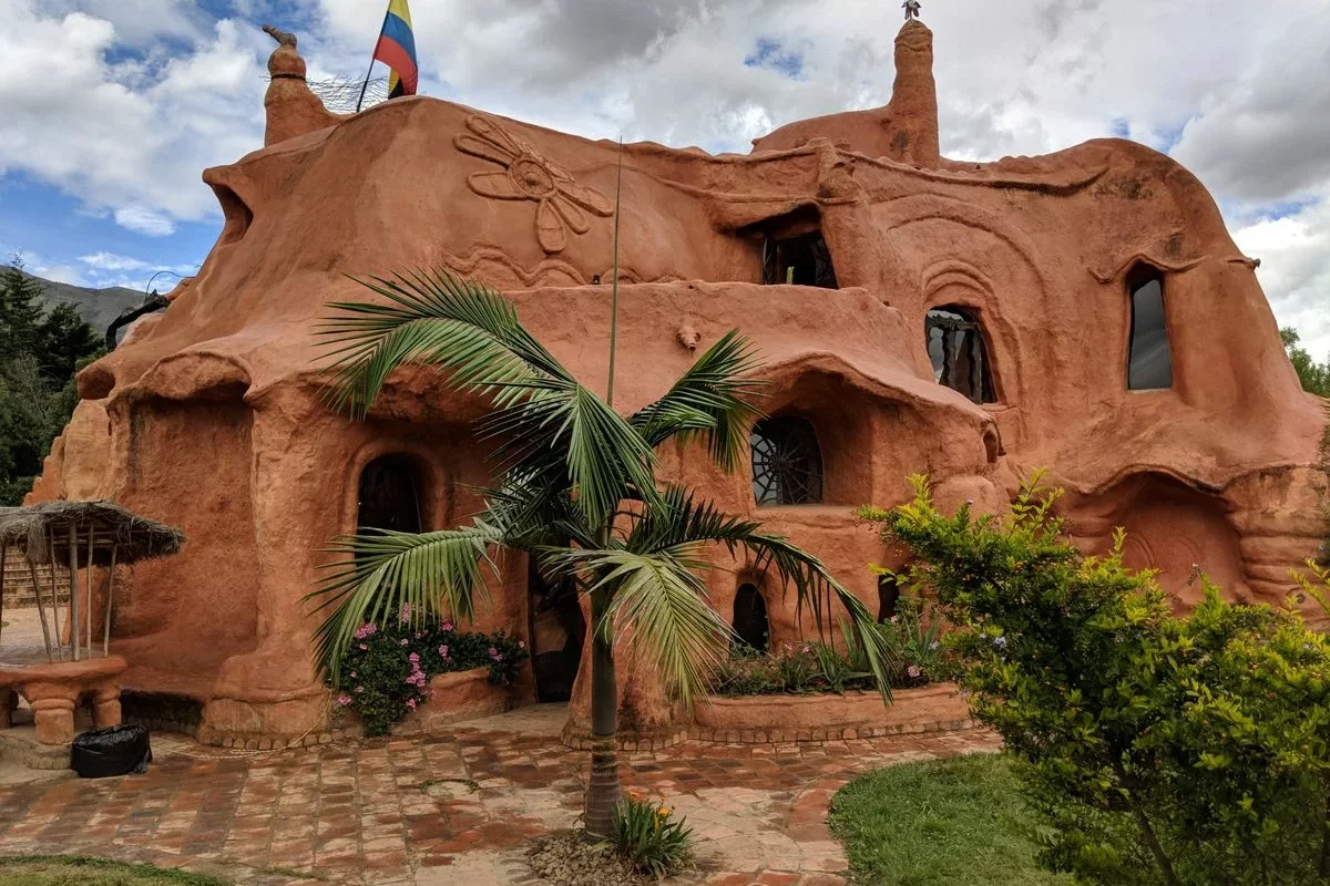 Casa Terracotta in Colombia