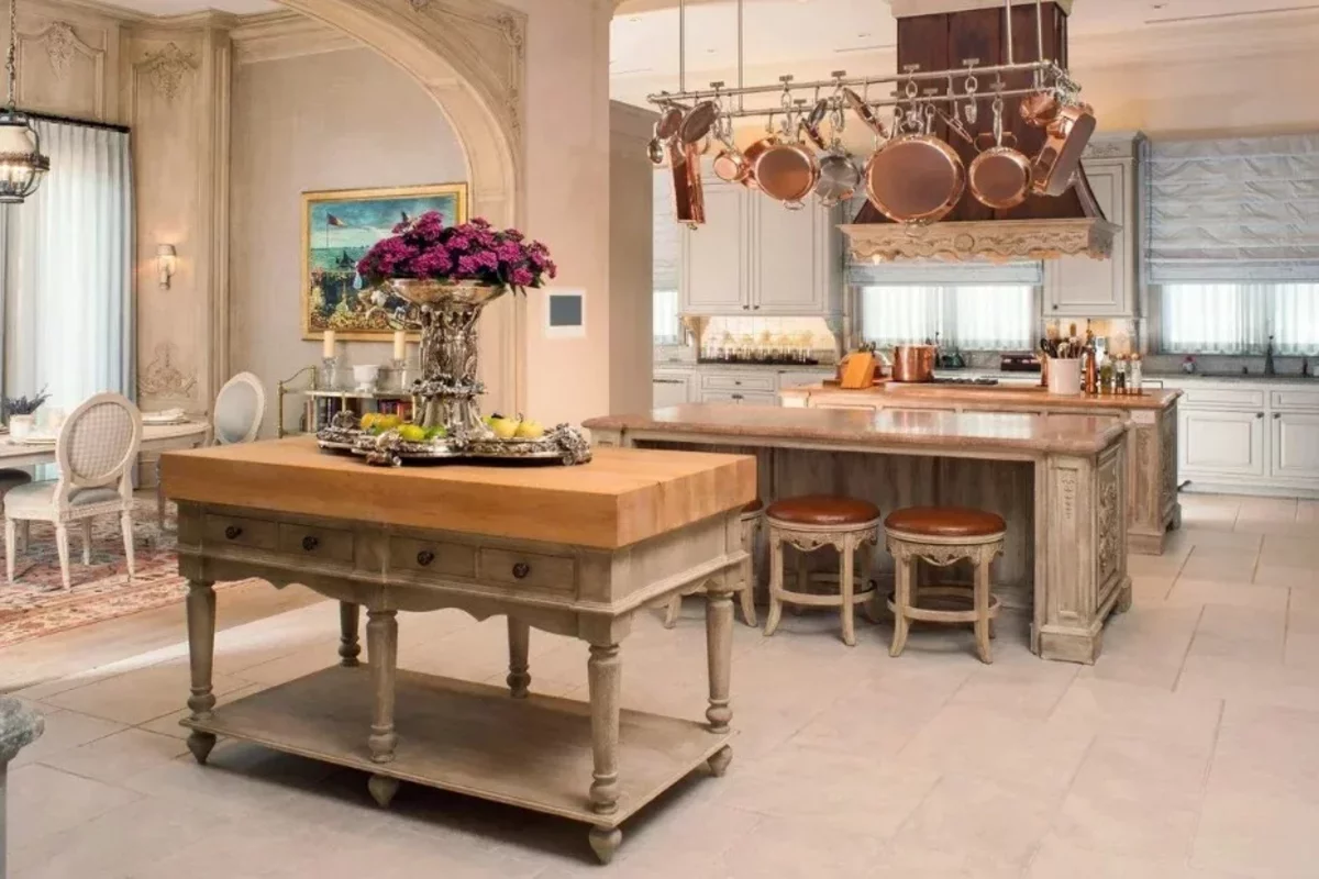 Live flowers in the kitchen of a posh home in Texas