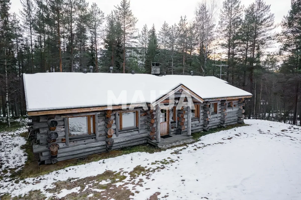 cottage in the forest in Eastern Lapland