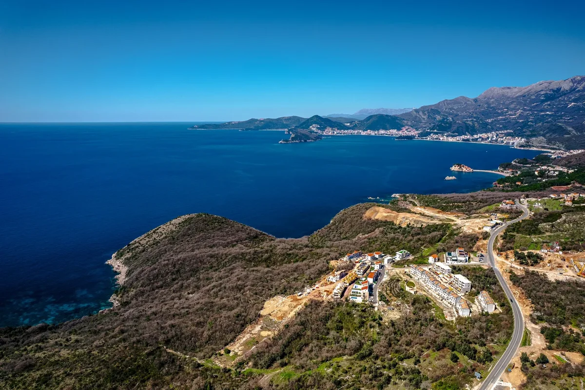 Таунхаус с бассейном в Близикуче &mdash; с видом, простором и комфортом