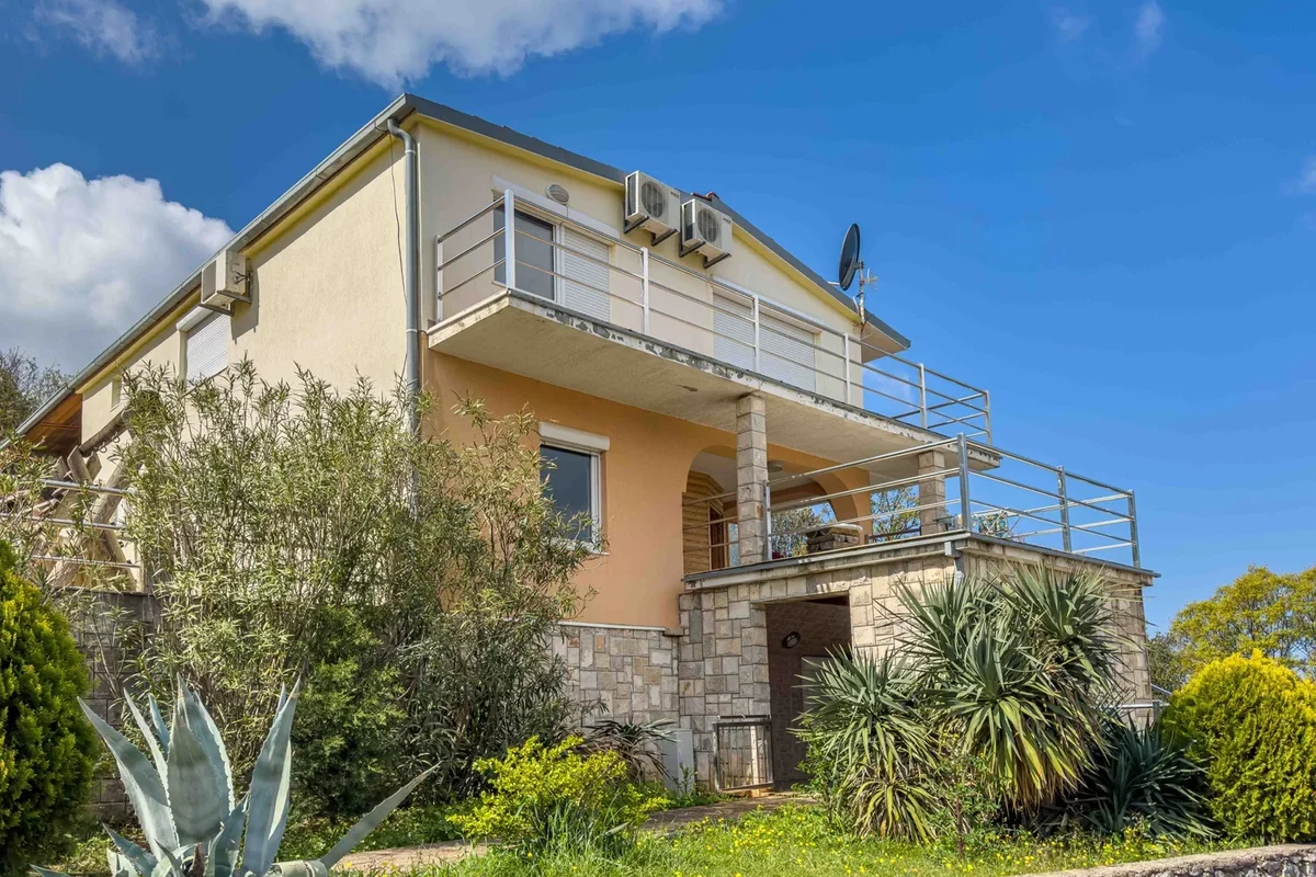 geräumige Villa in Montenegro