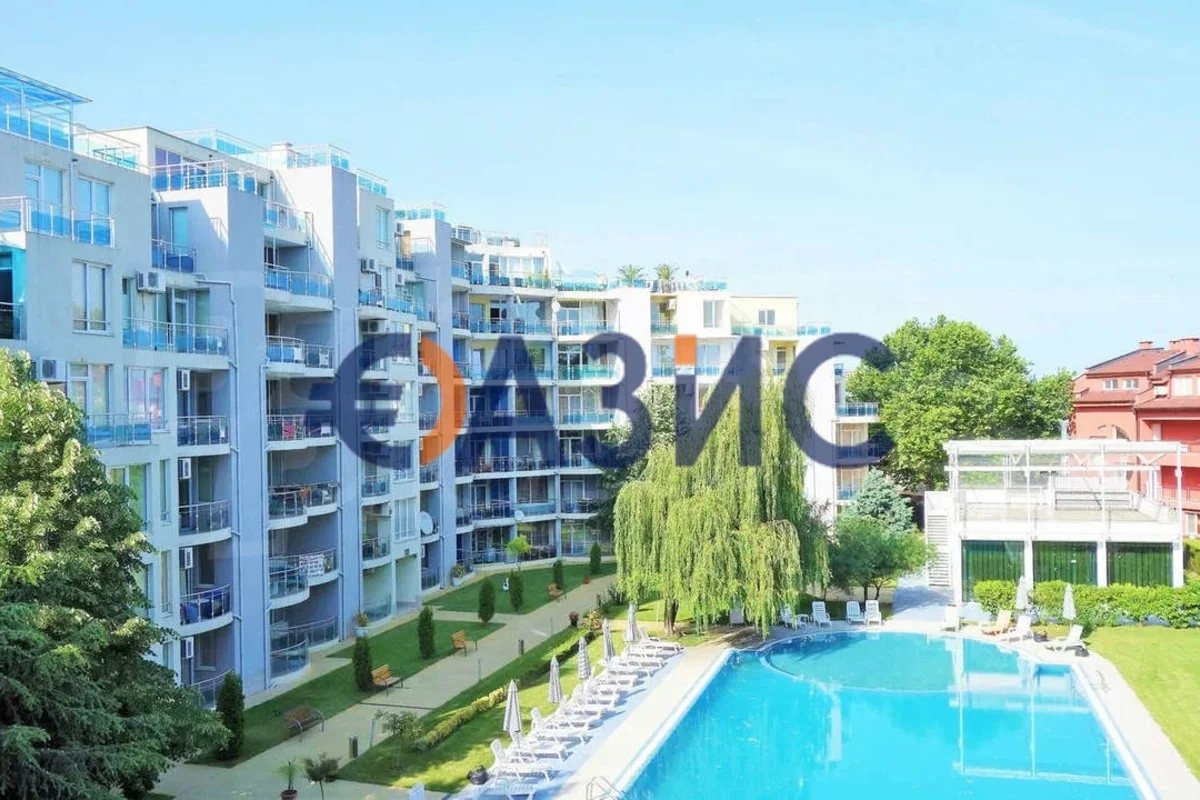 Residential complex in the central part of Ravda