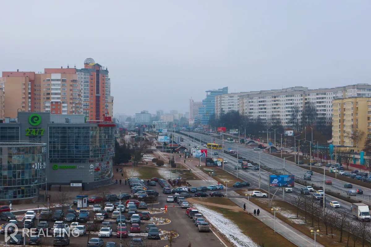 вид с&nbsp;первого этажа &laquo;Гулливер&raquo;