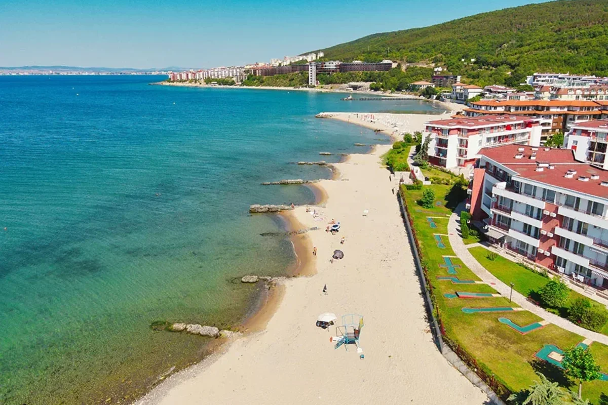 Пляж рядом с комплексом в Болгарии, Бургас