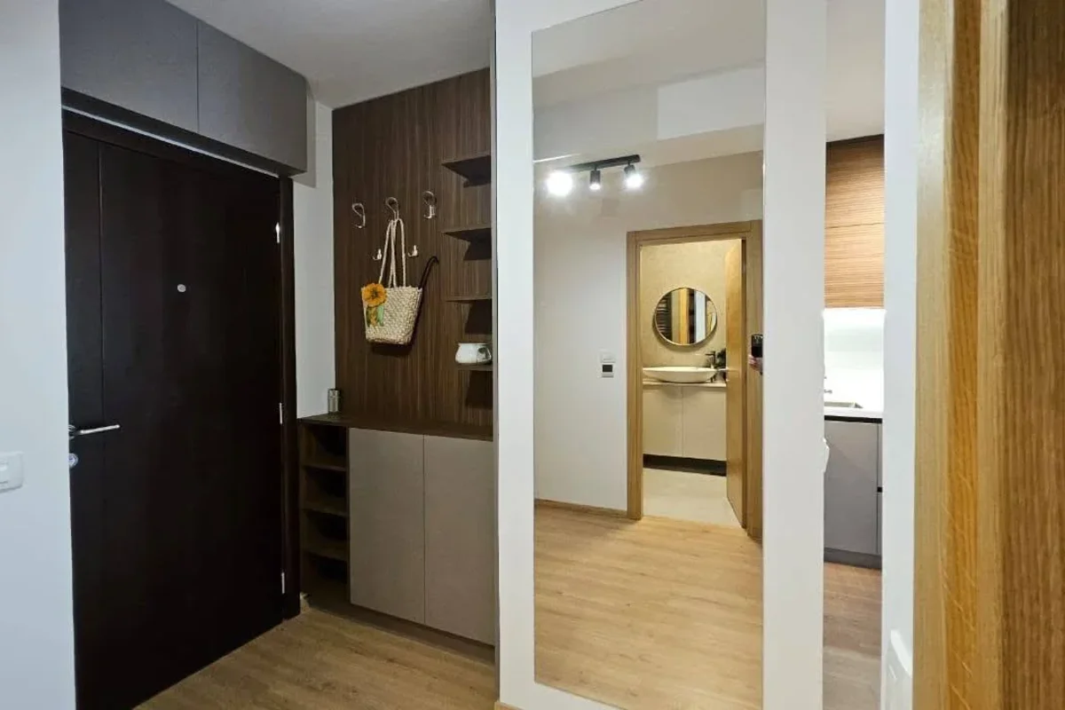 Двухкомнатная квартира в Будве с видом на море