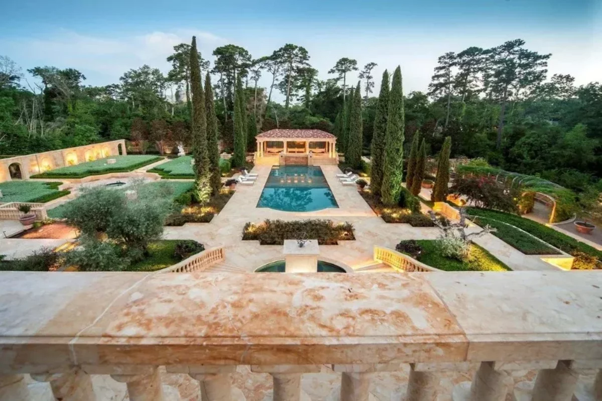 View of the garden from the balcony of a mansion in Texas