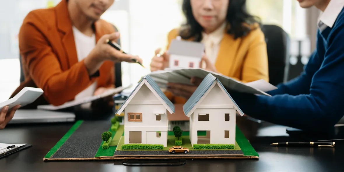 What is Real Estate: Main Features and Characteristics