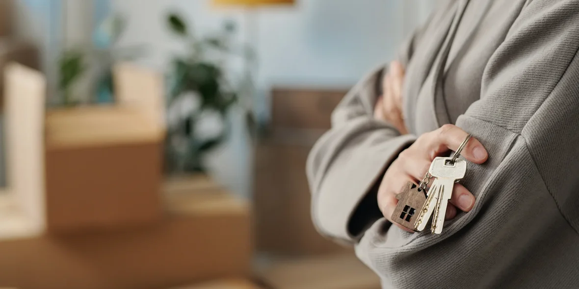 Property Owner: Rights, Obligations and Differences From the Owner