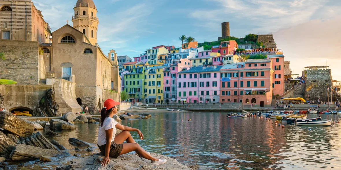 Park Narodowy Cinque Terre, Włochy, malownicza miejscowość Vernazza