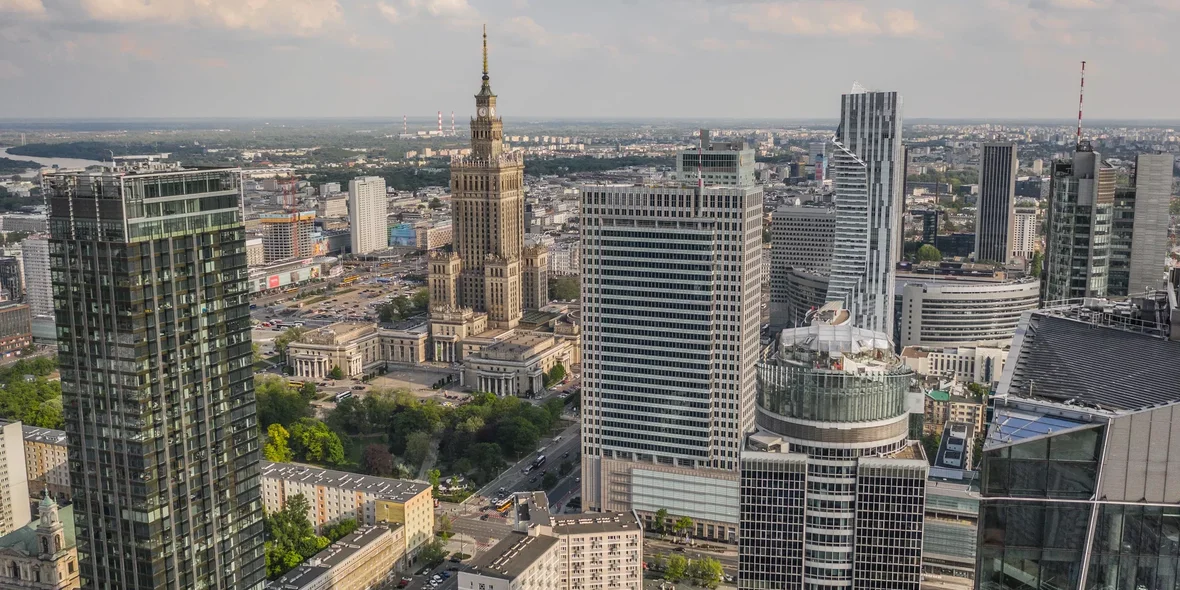 In Which Areas of Warsaw is it Most Expensive to Buy an Apartment? Current Statistics
