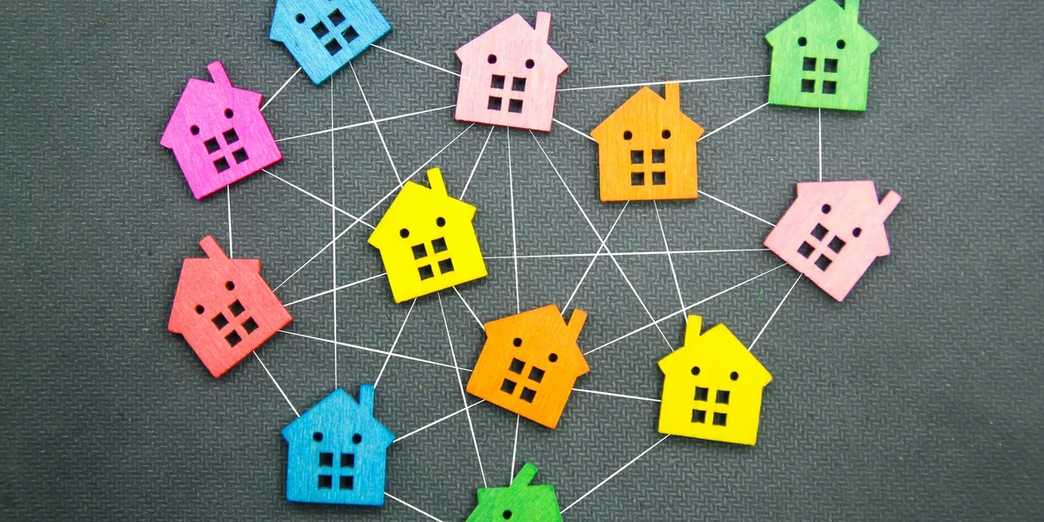 Real Estate Line: What is it, and How is It Formed