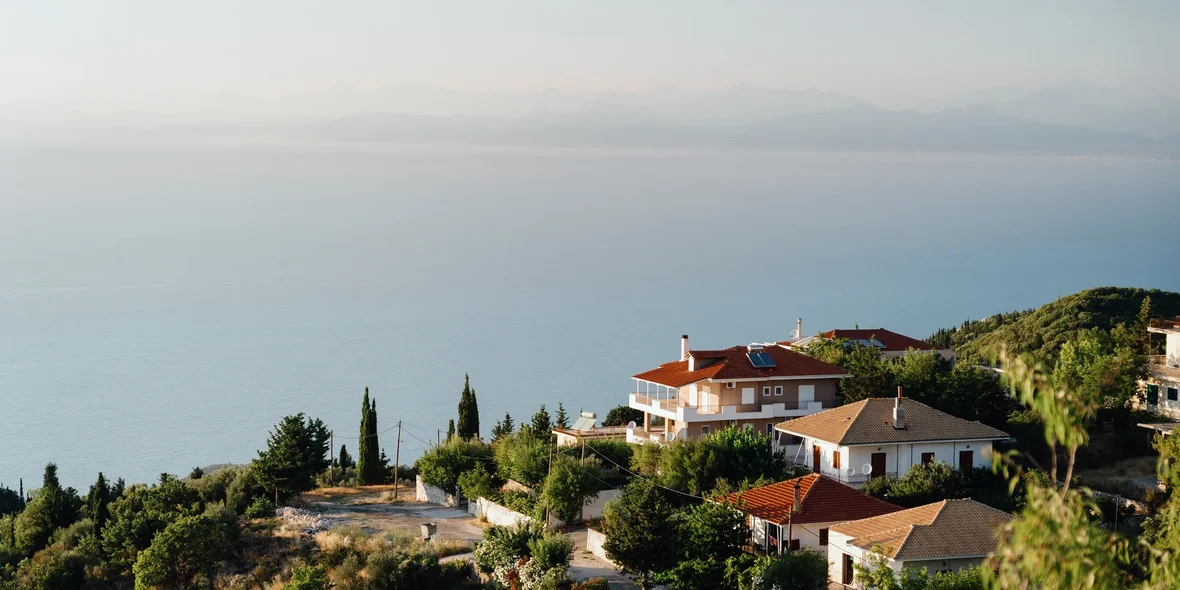 Цены на жилье в Греции – аналитика REALTING