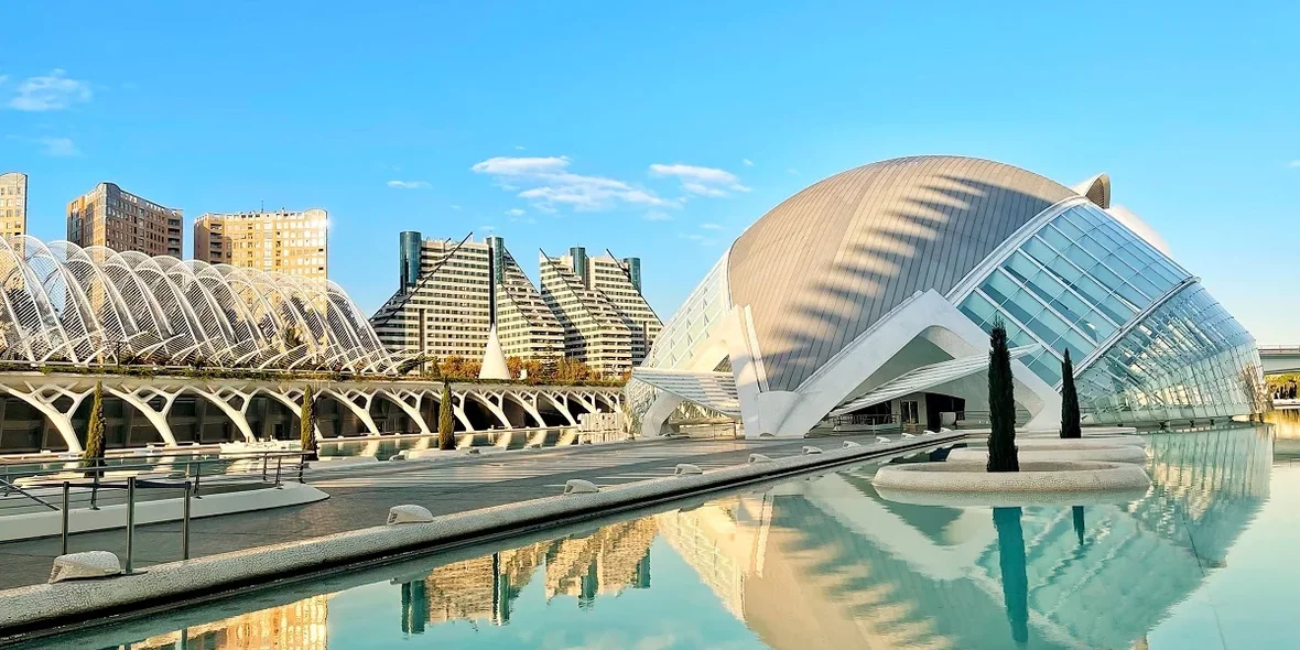 Beautiful architecture in Valencia