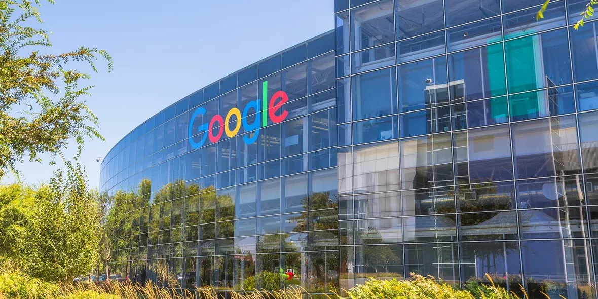 What is hiding in Google offices? REALTING report fr om the Silicon Valley
