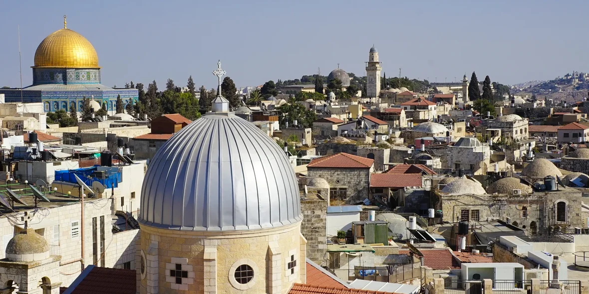 Как повлиял вооружённый конфликт с Ираном на страновые риски Израиля и ОАЭ