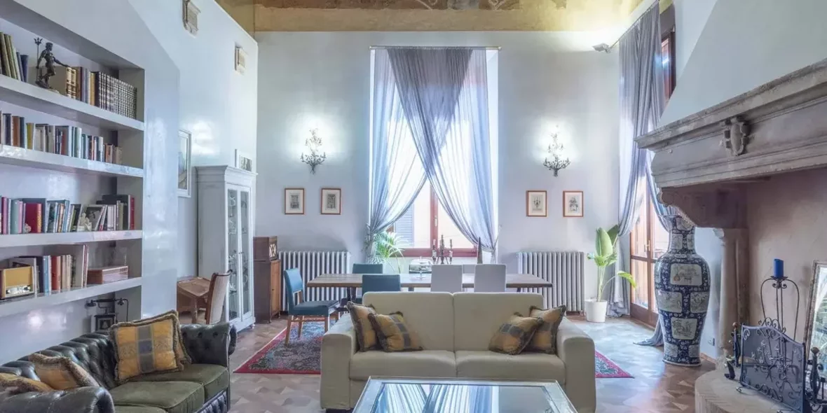 An apartment where Leonardo da Vinci lived is for sale in Italy. What is the price?