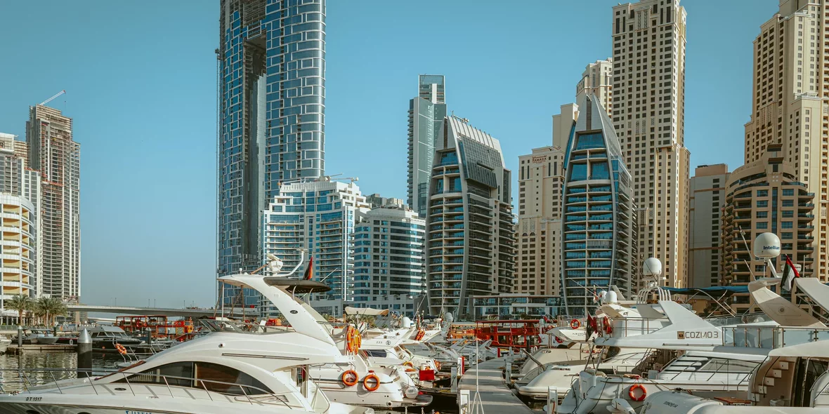 Дубай выдает ВНЖ иностранным пенсионерам сроком на 5 лет. У новой программы есть свои особенности и преимущества 2021
