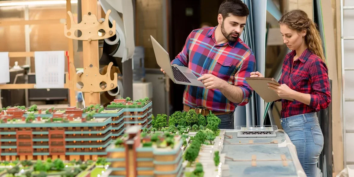 Hiring an architect or a designer: what is the difference between these specialists and what services do they provide during the construction of property?