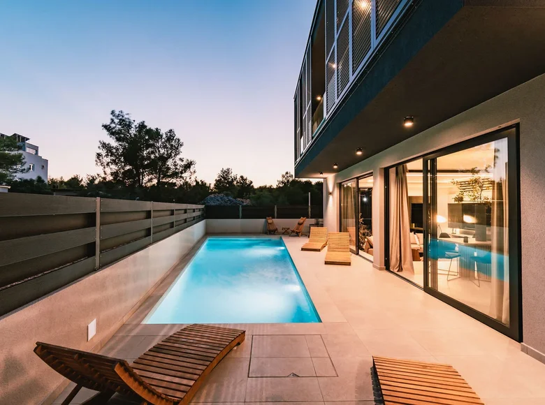 4 bedroom Villa 200 m² Croatia, Croatia