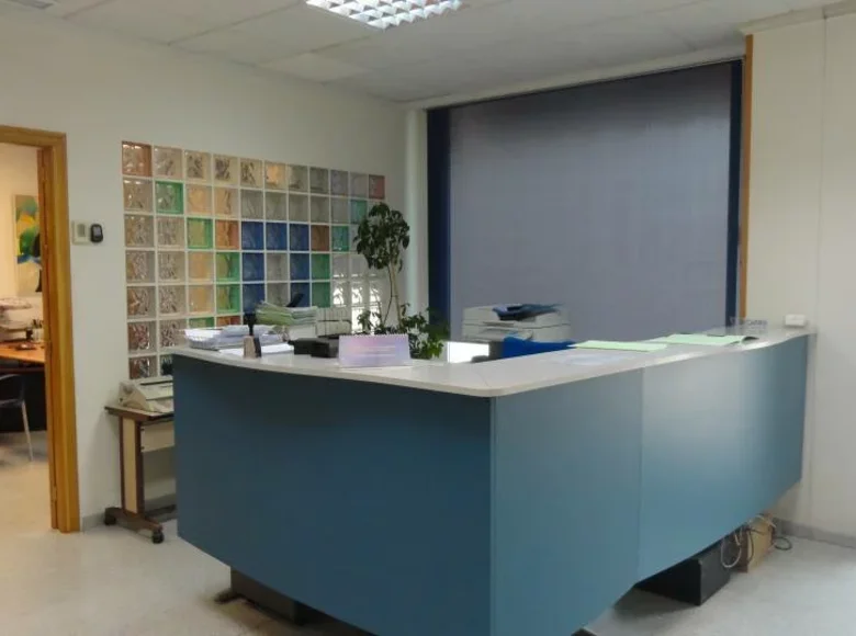 Commercial property 177 m² in el Campello, Spain