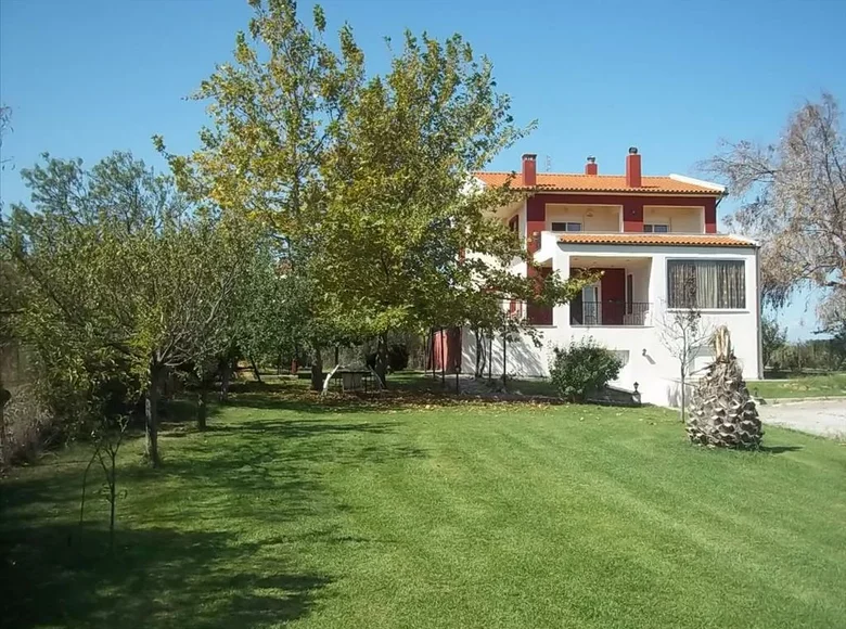 Villa de tres dormitorios 350 m² Agia Triada, Grecia