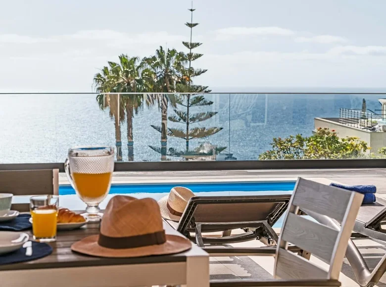 Villa de tres dormitorios 132 m² Funchal, Portugal