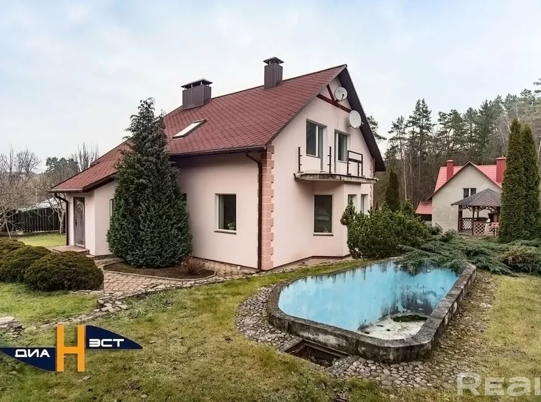 Cottage 257 m² Ratamka, Belarus