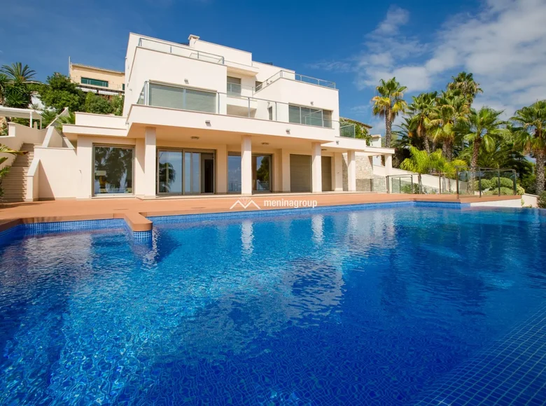 4 bedroom Villa 559 m² Teulada, Spain