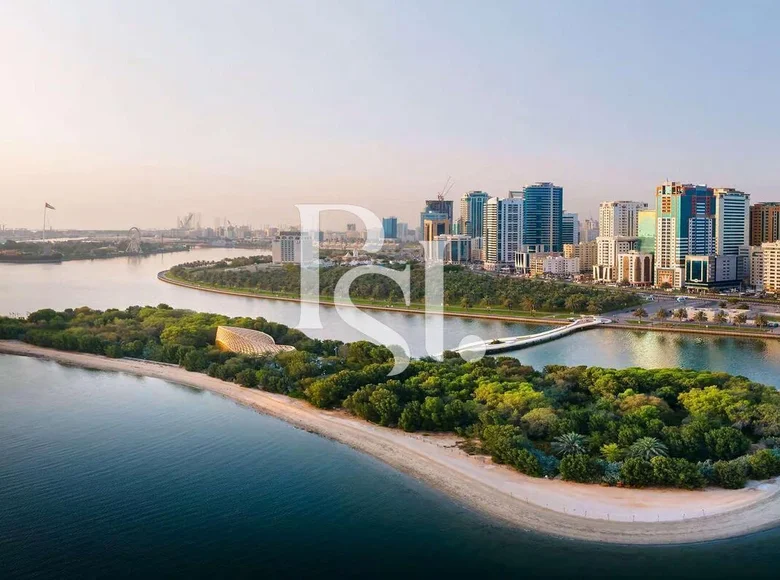 Office 208 m² in Sharjah, United Arab Emirates