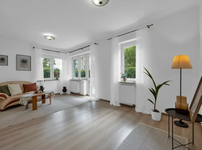 2 room apartment 52 m² Warsaw, Poland
