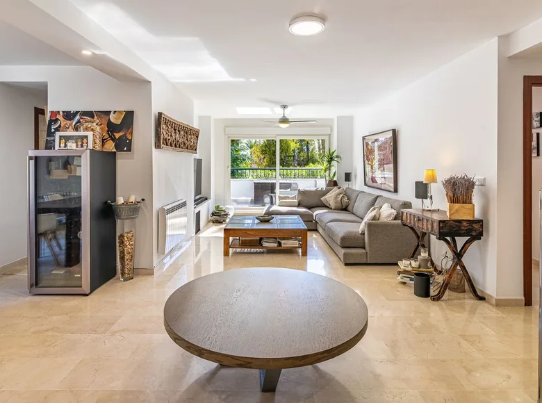 5 bedroom apartment 165 m² San Pedro Alcantara, Spain