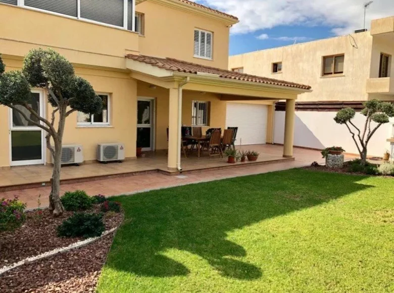 Maison 4 chambres 330 m² Episkopi Municipality, Chypre