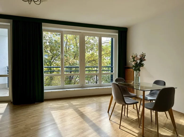 2 room apartment 68 m² in Warsaw, Poland