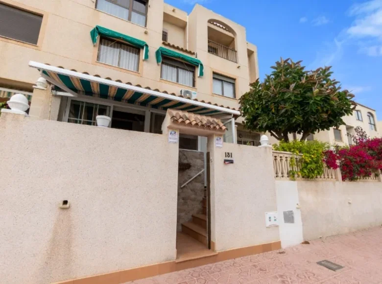 Stadthaus 4 Schlafzimmer 150 m² Guardamar del Segura, Spanien