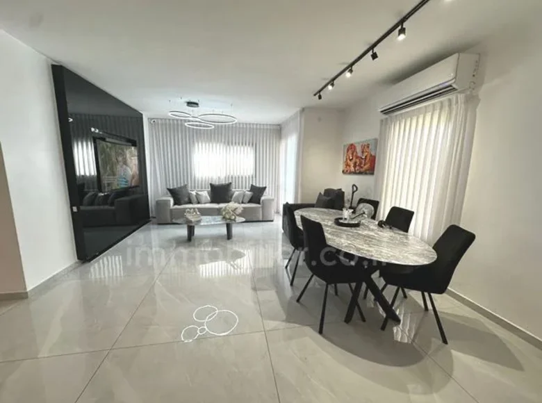 4 room apartment 110 m² Netanya, Israel