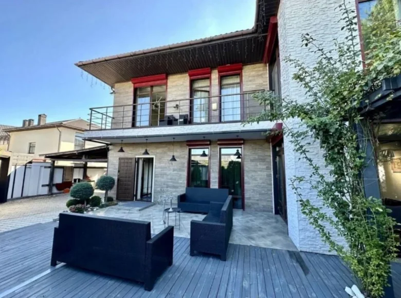 5 room house 210 m² in Lymanka, Ukraine