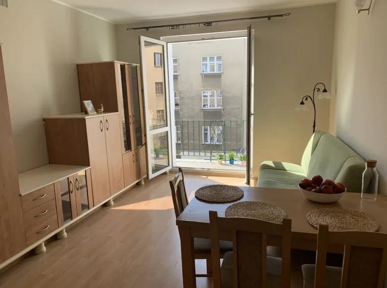 Apartamento 2 habitaciones 48 m² en Poznan, Polonia