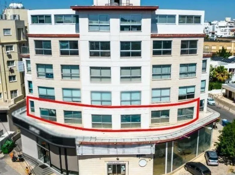 Büro 303 m² Strovolos, Zypern