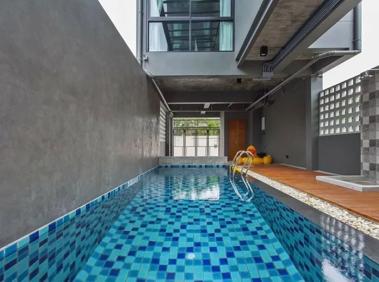 Таунхаус 3 спальни  Равай, Таиланд