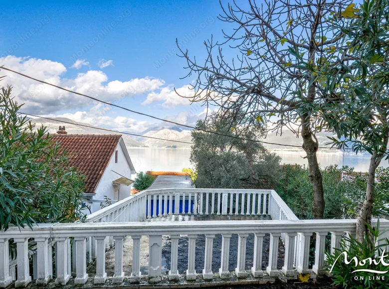 4-Schlafzimmer-Villa 168 m² Krasici, Montenegro