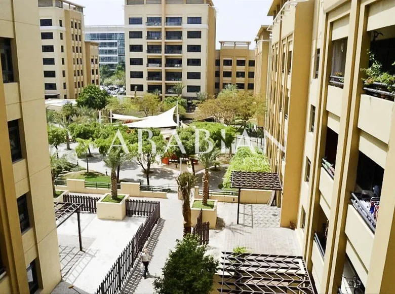 Mieszkanie 2 pokoi 1 617 m² Dubaj, Emiraty Arabskie