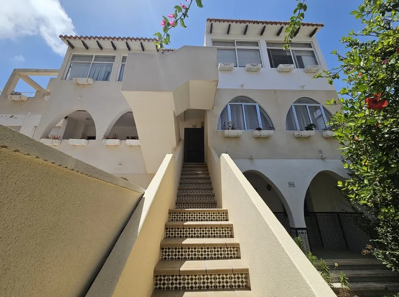 Ático 3 habitaciones 86 m² Orihuela, Španjolska