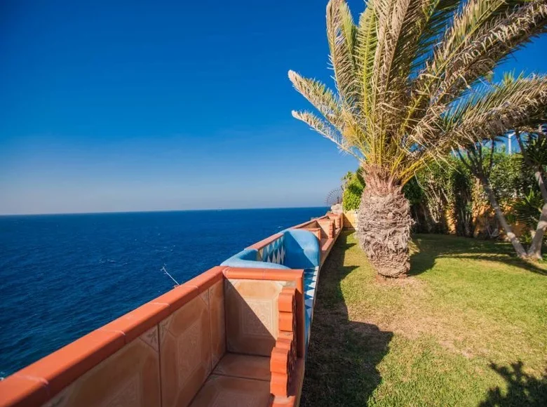 4-Schlafzimmer-Villa 210 m² Katalonien, Spanien