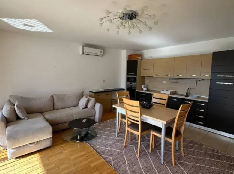 Квартира 2 спальни 78 м² Пржно, Черногория