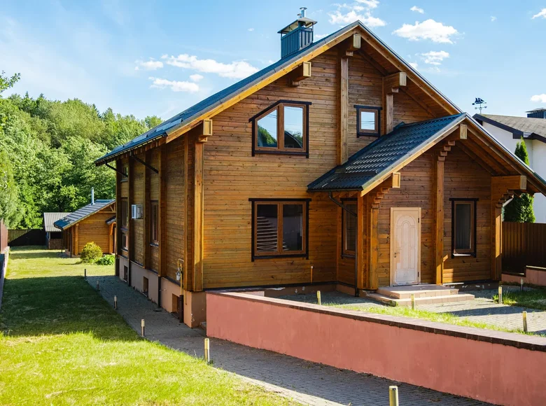 Дом 296 м² Острошицкий сельский Совет, Беларусь